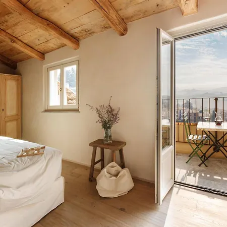 Apartment Mon