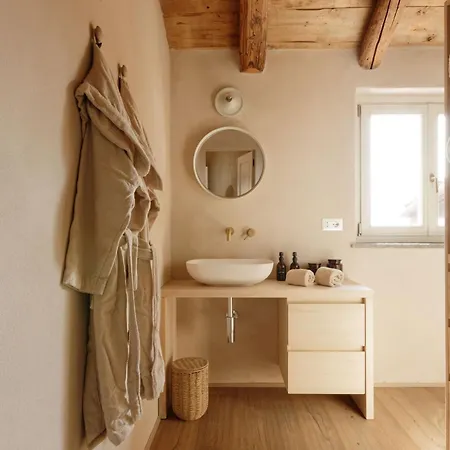 Mon モンフォルテ・ダルバ