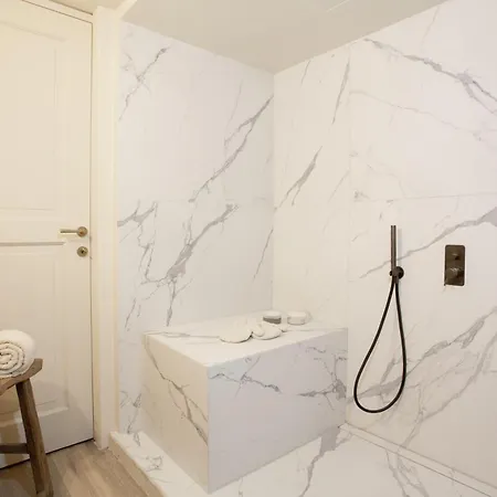 アパート Mon モンフォルテ・ダルバ